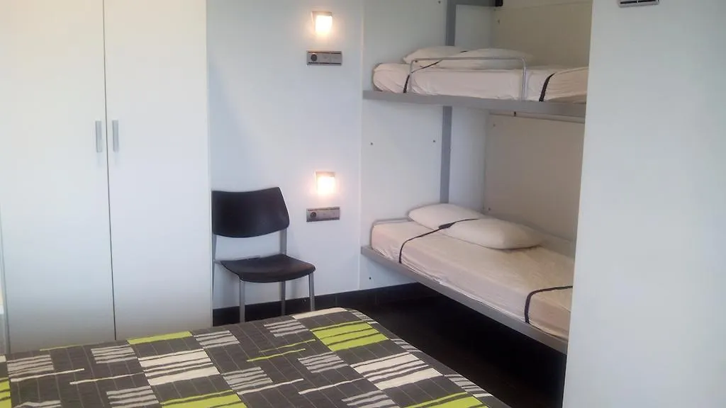 Albergue/Auberge Ulia Youth Hostel San Sebastian 0*,  Spain